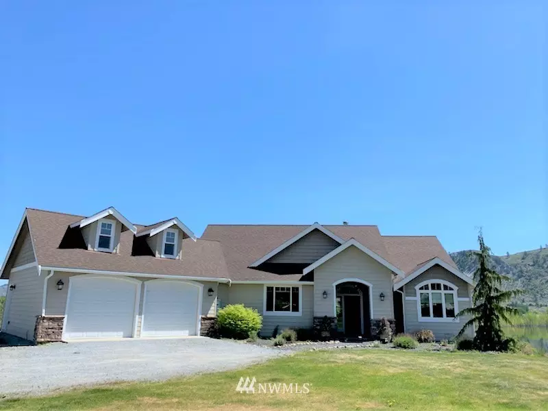 39 Horse Spring Coulee RD, Tonasket, WA 98855