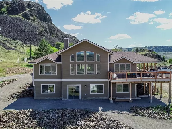 3352 Spring Canyon RD, Grand Coulee, WA 99133