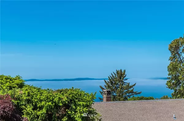 13614 Orca LN, Anacortes, WA 98221