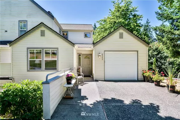 4263 Providence Point DR SE #2104, Issaquah, WA 98029