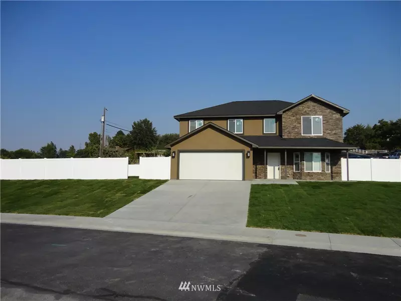 1913 S Beaumont DR, Moses Lake, WA 98837