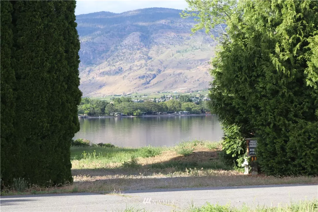 Oroville, WA 98844,2 N Lakeshore Drive