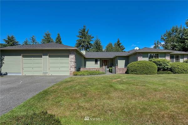 8920 Bald Eagle DR, Blaine, WA 98230