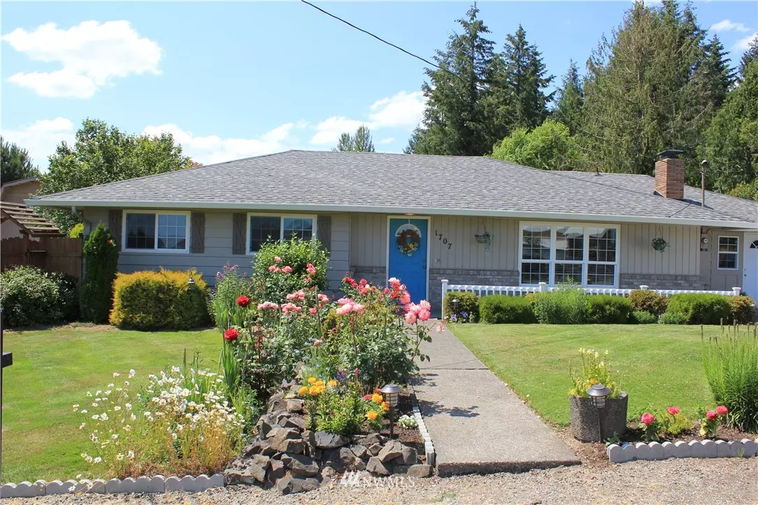 Centralia, WA 98531,1707 Military RD