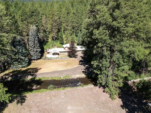 330 Swauk Creek LN, Cle Elum, WA 98922