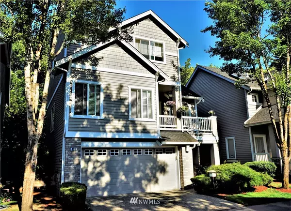 Issaquah, WA 98027,496 Newport WAY NW #12