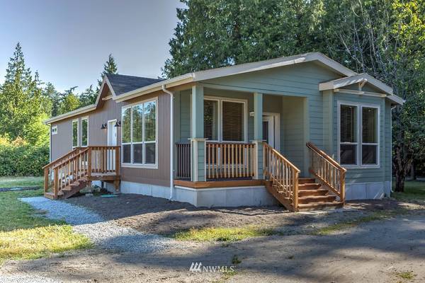 10 S Quail Trail, Coupeville, WA 98239