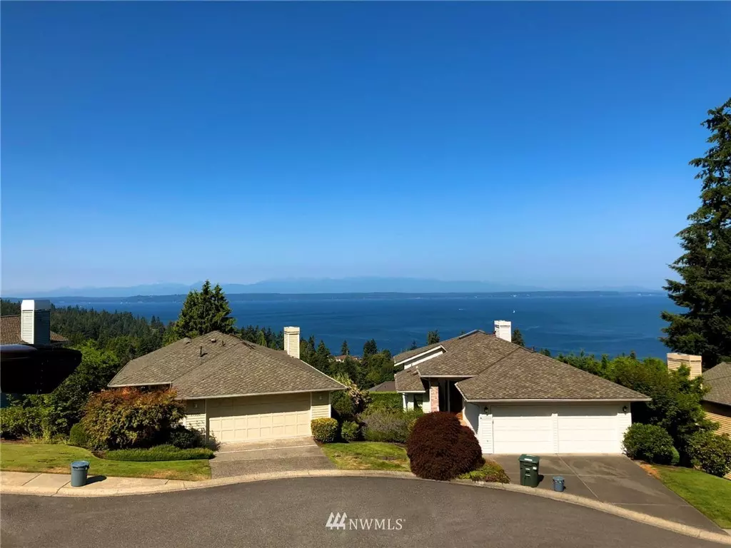 Edmonds, WA 98020,17007 73rd PL W