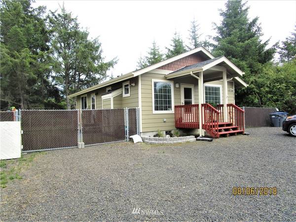 117 Seagate ST SW, Ocean Shores, WA 98569