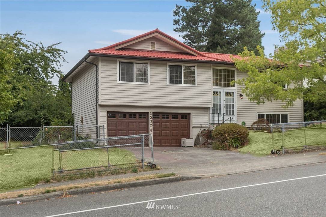 12704 SE 168th ST, Renton, WA 98058