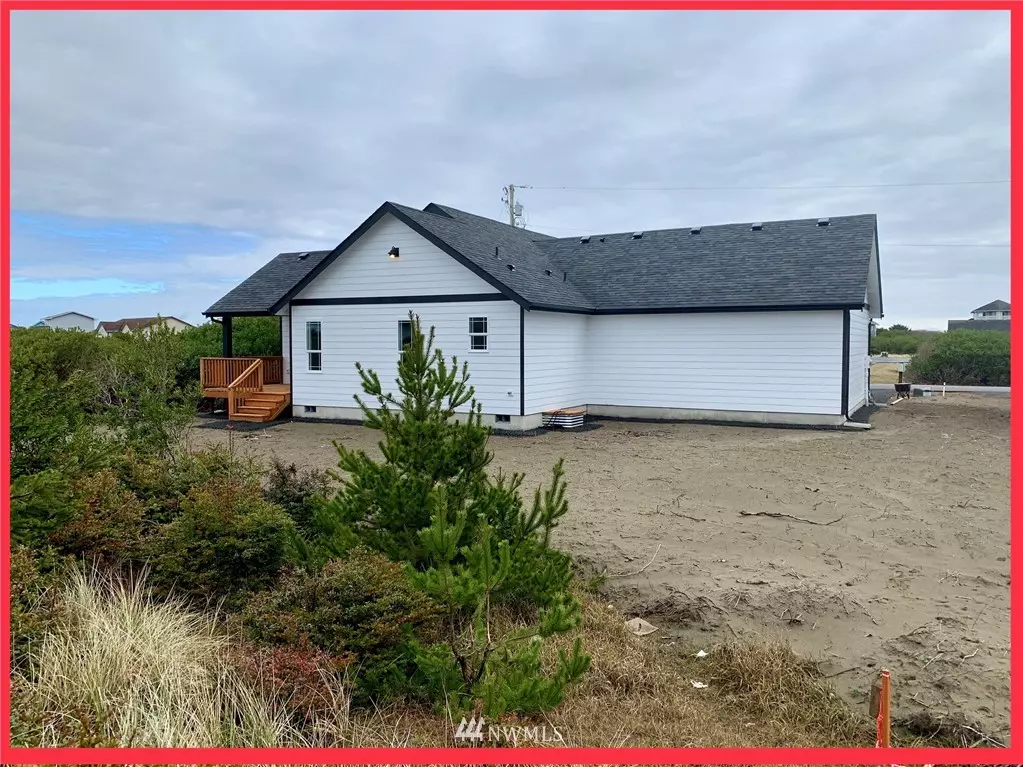 Ocean Shores, WA 98569,1119 Fairwood DR SW