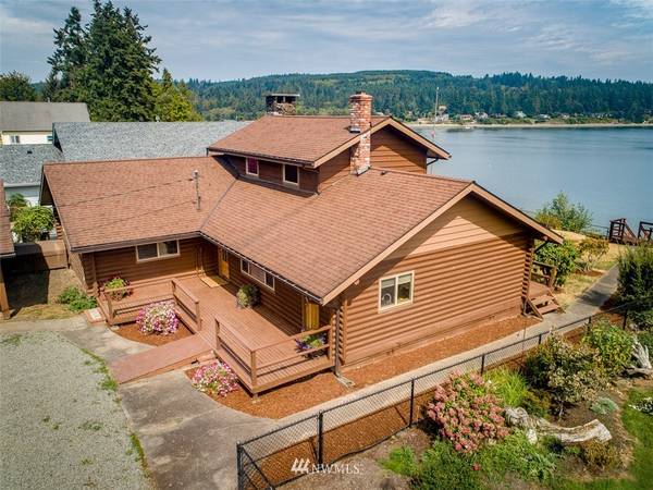 833 South Point RD, Port Ludlow, WA 98365