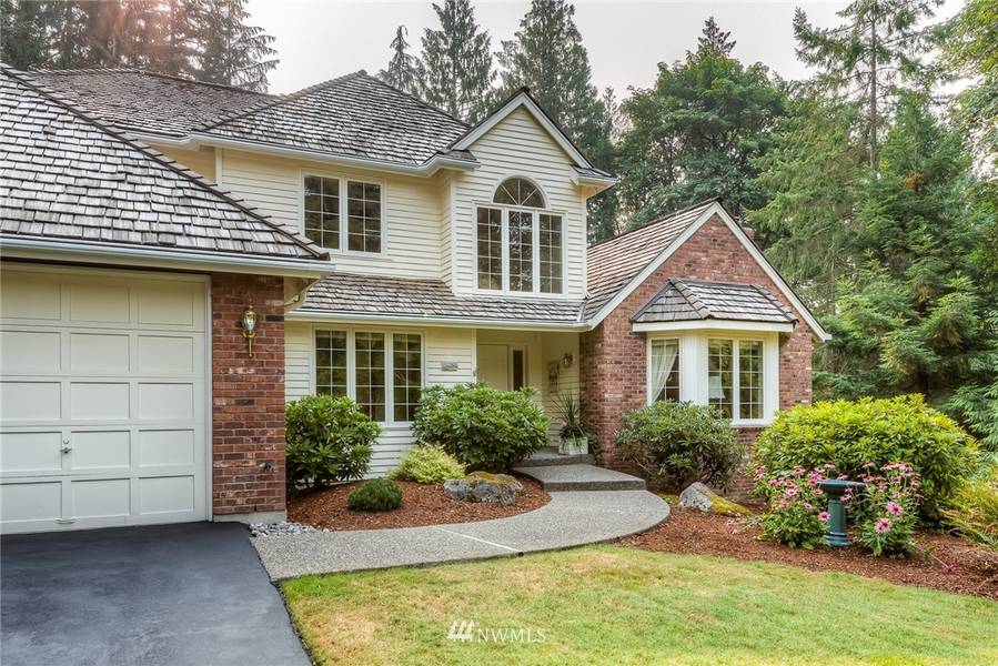 13030 205th PL SE, Issaquah, WA 98027