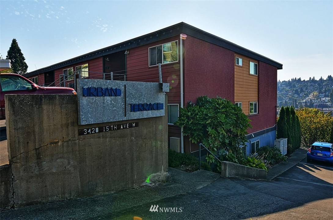 3420 15th AVE W #206, Seattle, WA 98119