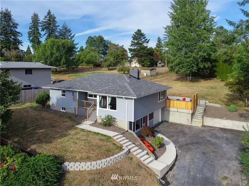 144 Alpha DR, Longview, WA 98632