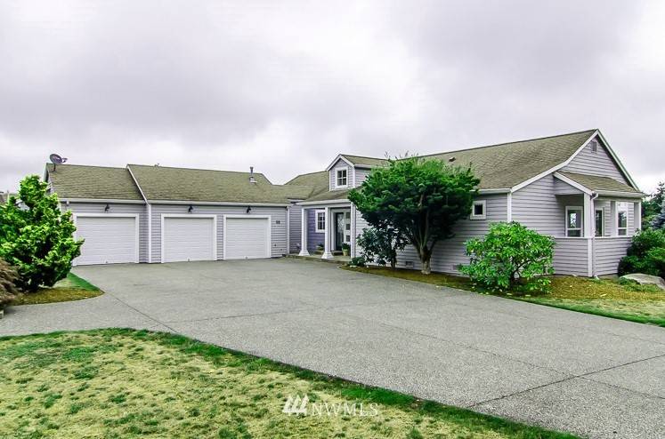 98 S Glacier Peak Dr., Camano Island, WA 98282