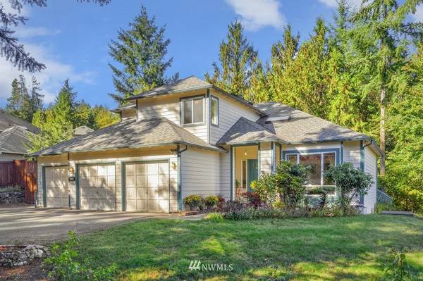 4772 NW Walgren DR, Silverdale, WA 98383