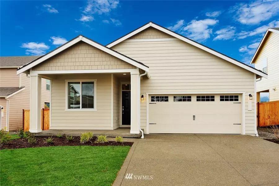 301 Franks LN N, Enumclaw, WA 98022