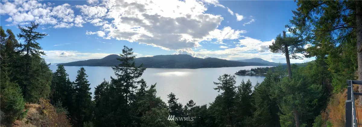 Orcas Island, WA 98245,150 Marina Heights LN
