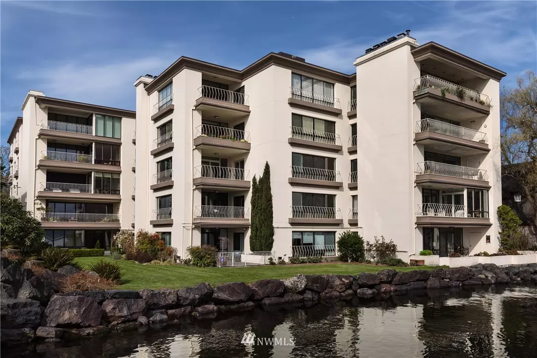 Seattle, WA 98112,2000 43rd AVE E #103