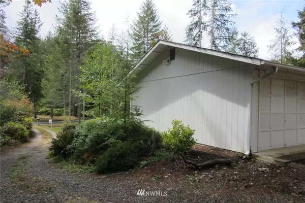 Tahuya, WA 98588,310 NE Snowcap DR