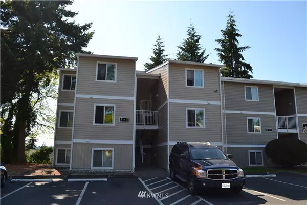 Kirkland, WA 98034,12415 NE 130th Court #H 310