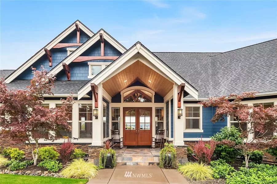 26520 NE 70th ST, Redmond, WA 98053