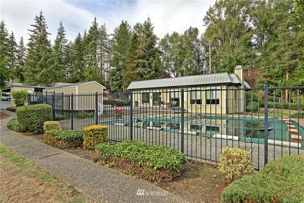 Bellevue, WA 98004,1622 103rd PL NE #L1