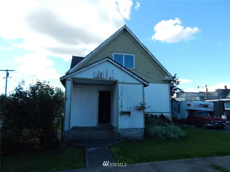 110 S Harkness ST, Everson, WA 98247