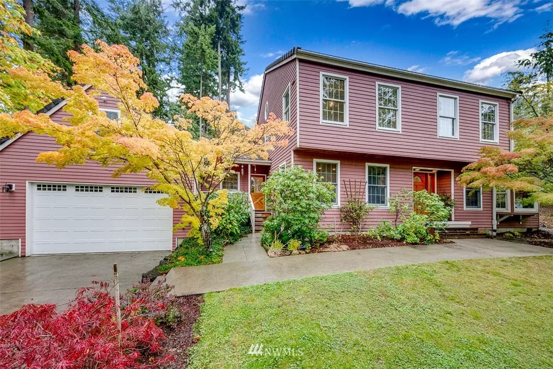 Bainbridge Island, WA 98110,490 Kaleetan PL NE