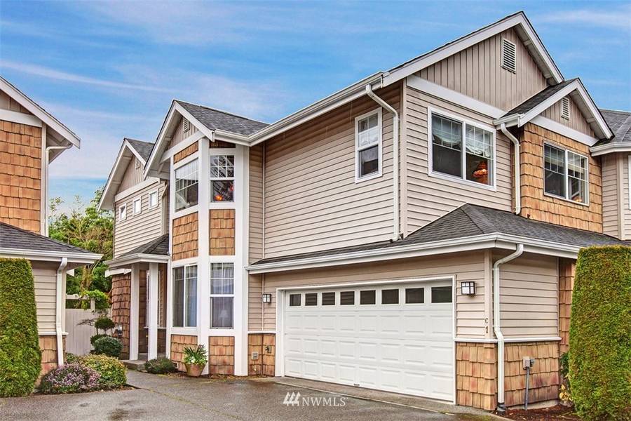 205 Newport WAY NW #C1, Issaquah, WA 98027