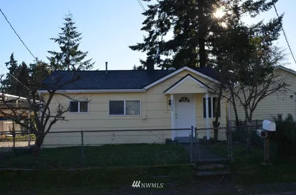 2805 NE Bowen ST, Bremerton, WA 98310