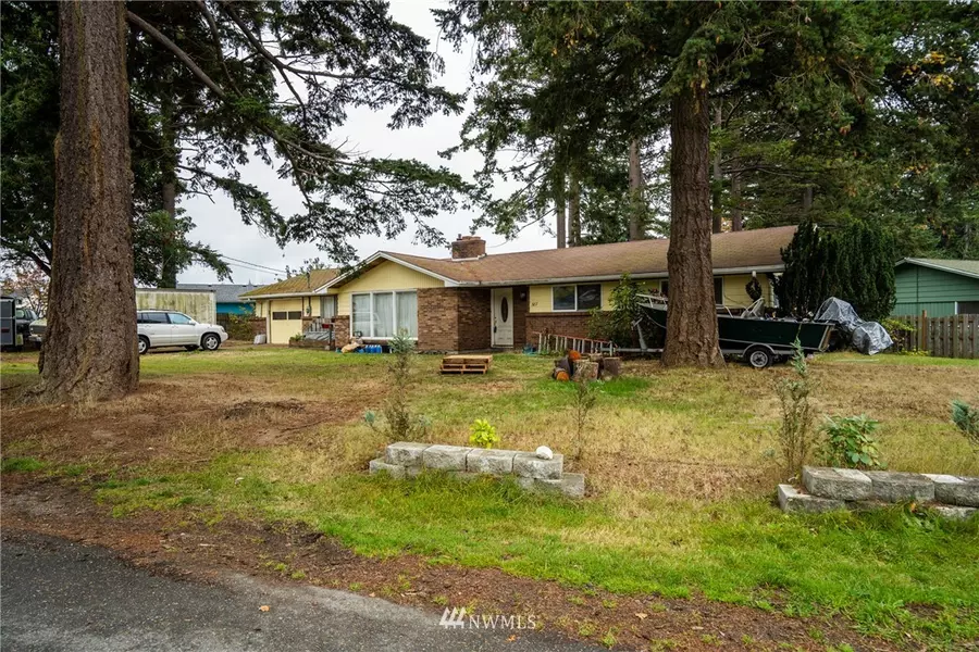 387 NE O'Leary ST, Oak Harbor, WA 98277