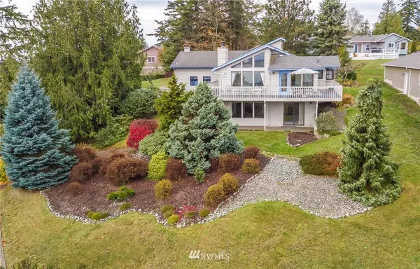 505 Grandview DR, Oak Harbor, WA 98277