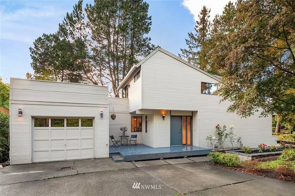 2707 64th AVE SE, Mercer Island, WA 98040