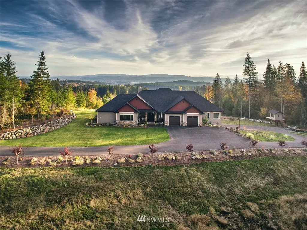 Chehalis, WA 98532,143 Walsh LN