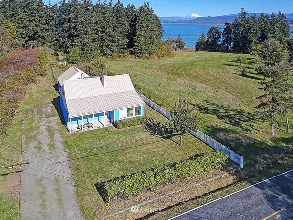 Camano Island, WA 98282,1023 Utsalady RD