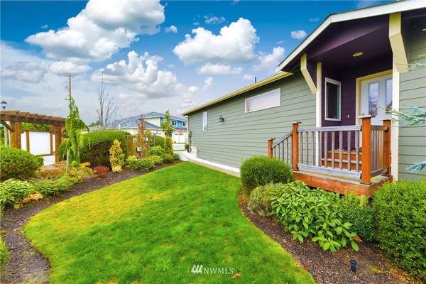 1799 SW Stremler DR, Oak Harbor, WA 98277