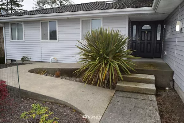 Ocean Shores, WA 98569,332 Octopus AVE NE