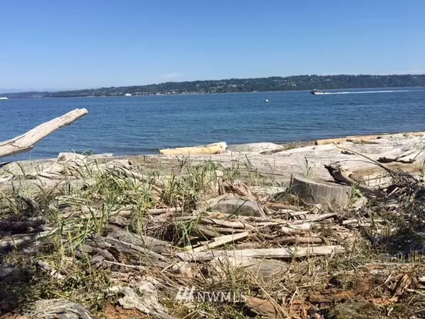 7015 Rudy WAY, Clinton, WA 98236