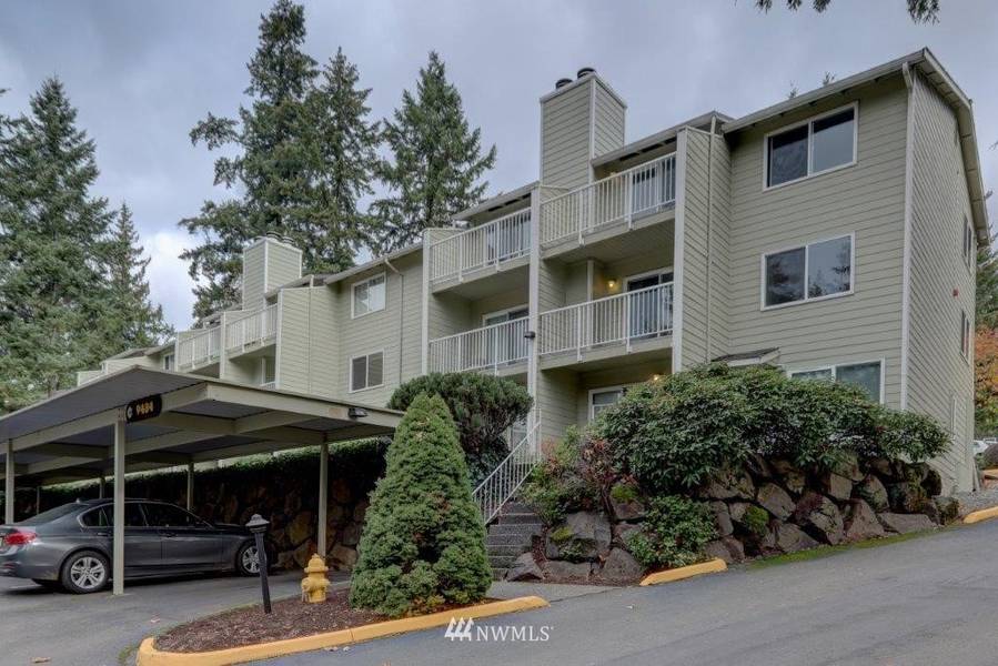 9484 Redmond-Woodinville RD NE #C206, Redmond, WA 98052