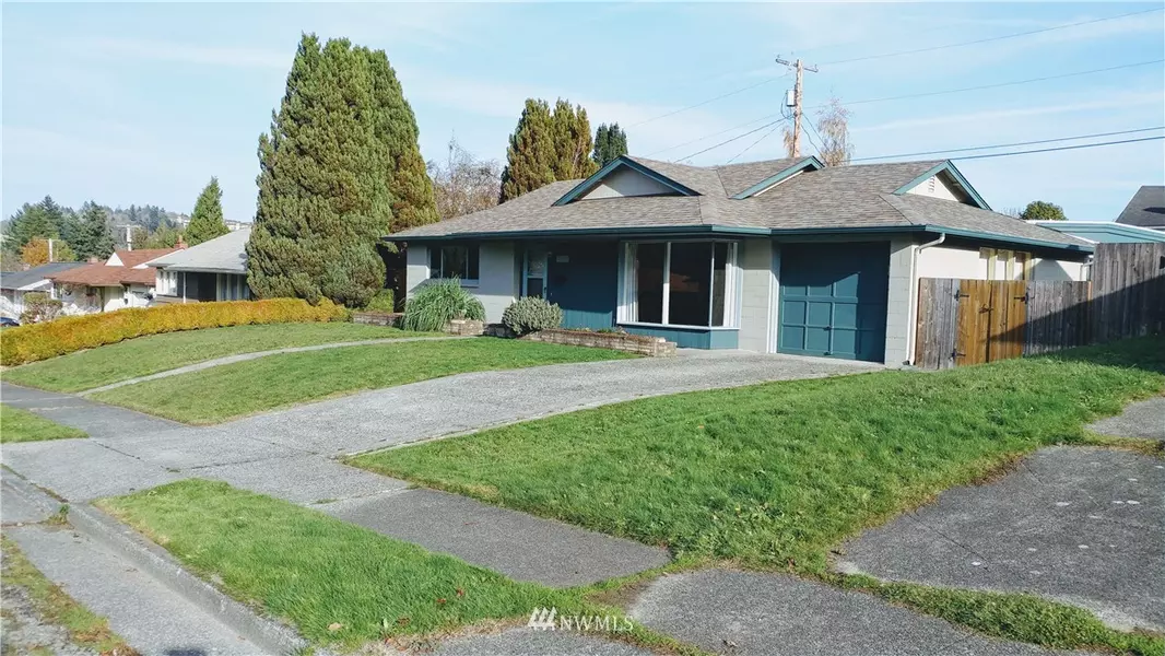 2428 Veldee AVE, Bremerton, WA 98312