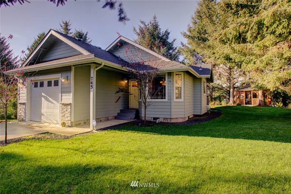 745 Albion AVE SE, Ocean Shores, WA 98569