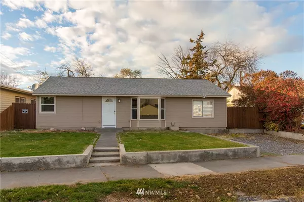 2316 W Lakeside, Moses Lake, WA 98837