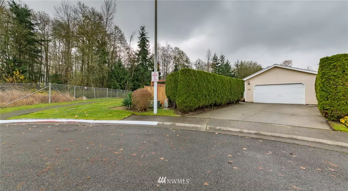 Arlington, WA 98223,16402 42nd Ave NE #212