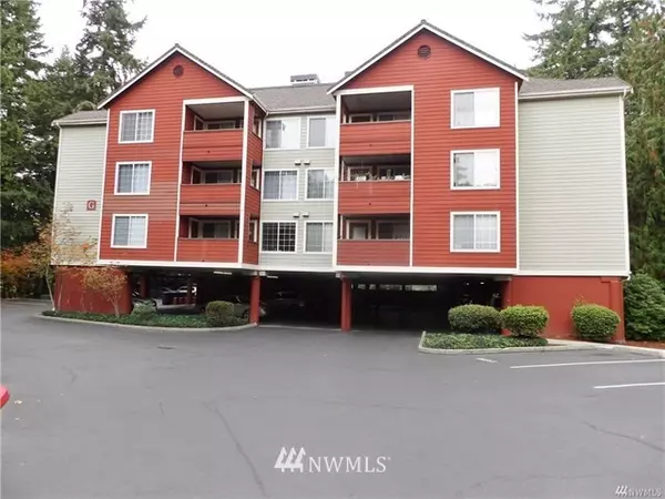 15433 Country Club DR #G302, Mill Creek, WA 98012