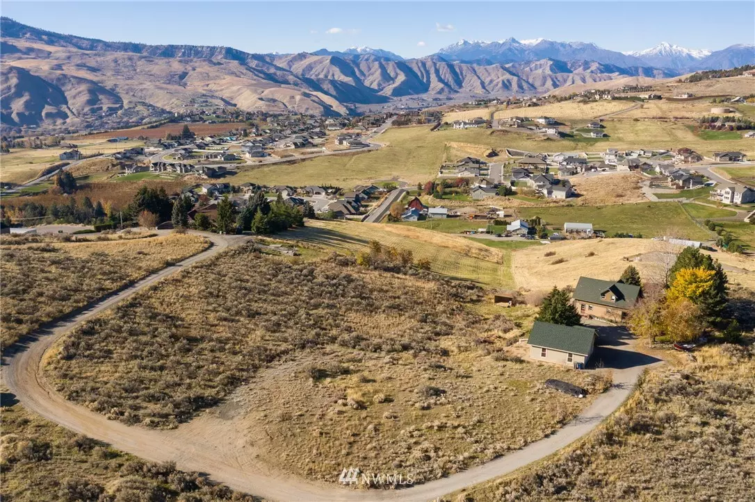 Wenatchee, WA 98801,3911 School ST