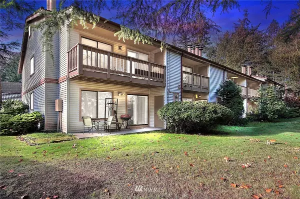 17306 119th LN SE #M4, Renton, WA 98058