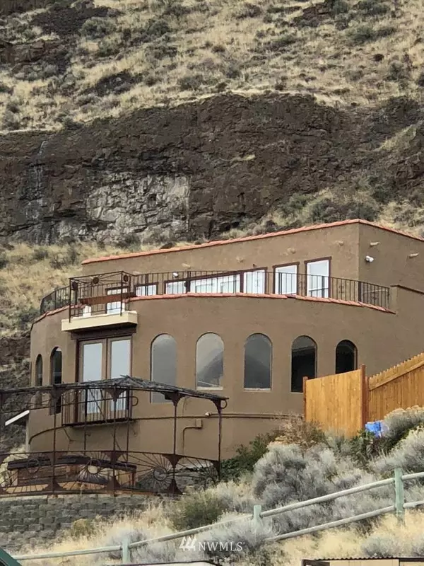 830 SW Section AVE, Quincy, WA 98848