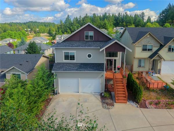 6592 Haystack Rock PL NW, Bremerton, WA 98311